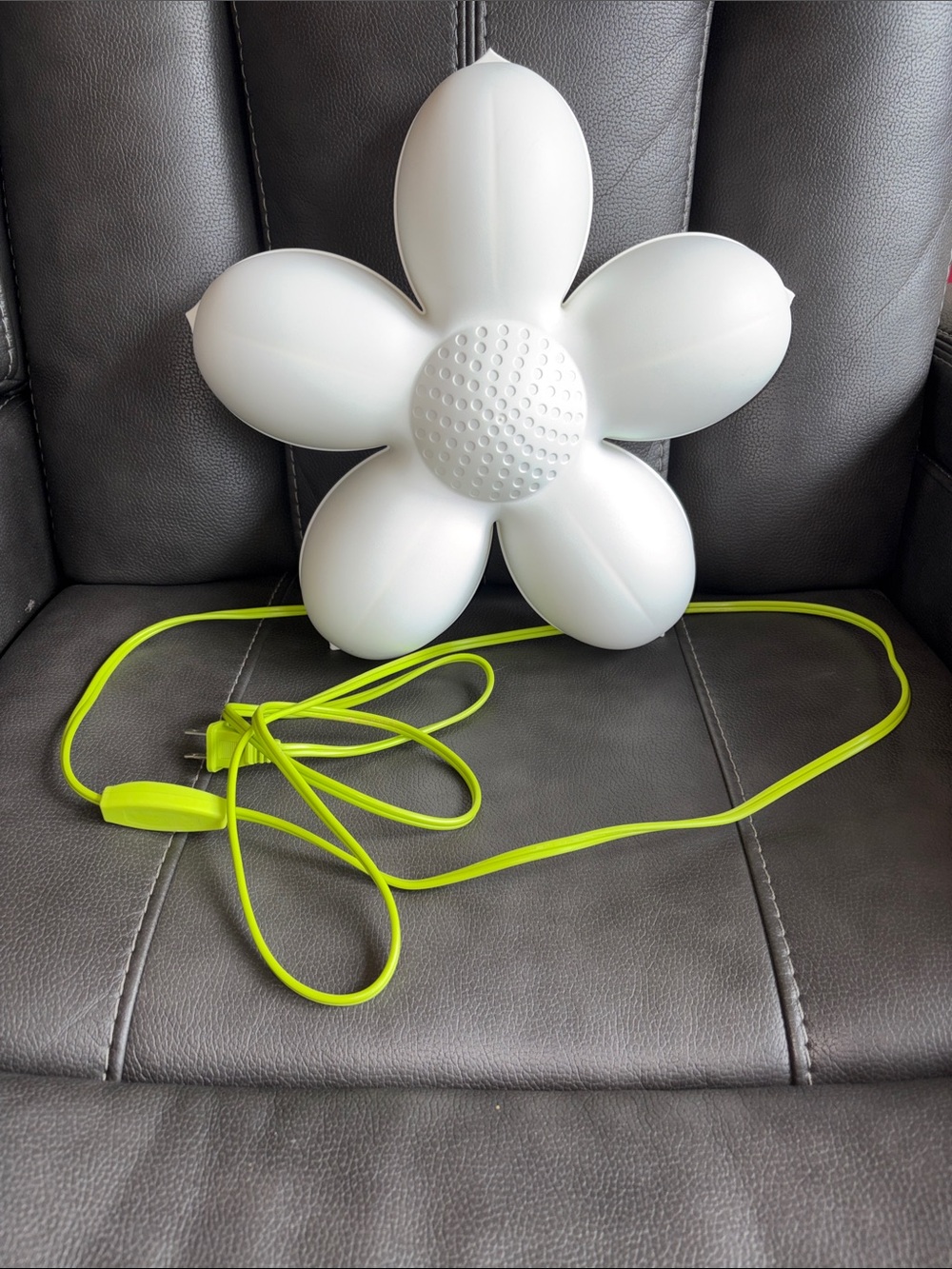 Flower Wall Lamp White